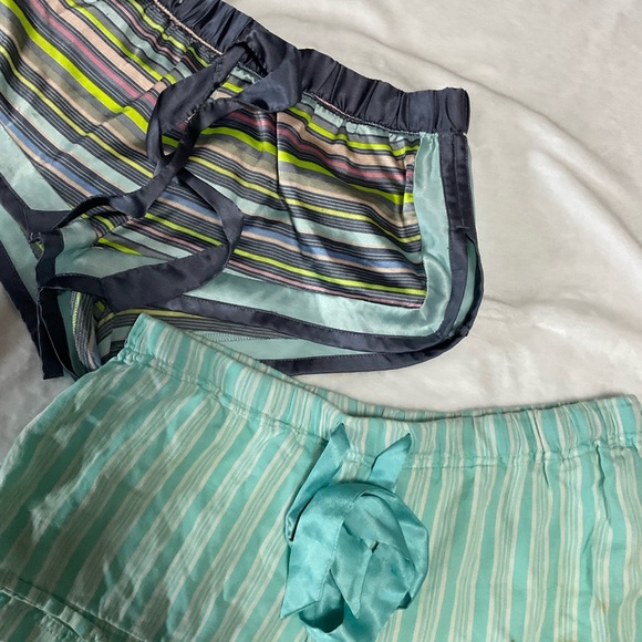 3 Vintage Victorias Secret Striped and Floral Pajama Shorts - Picture 3 of 9